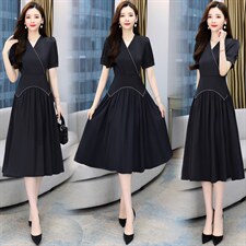 2023年夏季韩版时尚休闲修身钉珠中长款连衣裙，女装连衣裙，卡杰菲