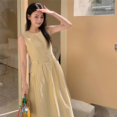 黄色设计感减龄收腰背心连衣裙女2025夏季新款甜酷轻熟风气质长裙，女装连衣裙，2C218