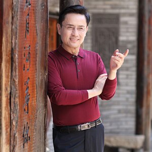 2023年秋季新款卫衣男秋装潮牌中老年纯色长袖t恤薄款上衣服图片