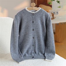 2025年秋季新款圆领针织白边开衫男女同款，童装儿童羊毛衫，群鹿羊绒