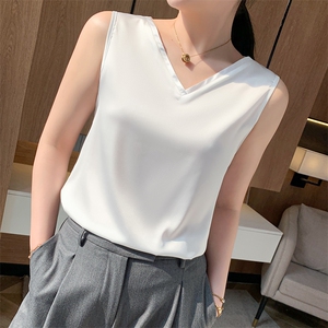 重磅真丝吊带背心女2025春夏桑蚕丝无袖宽松打底西装内搭缎面上衣图片