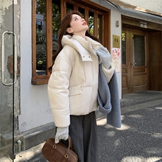 现货新款东大门加厚保暖羽绒服百搭连帽面包服女装外套女，女装羽绒服，然然