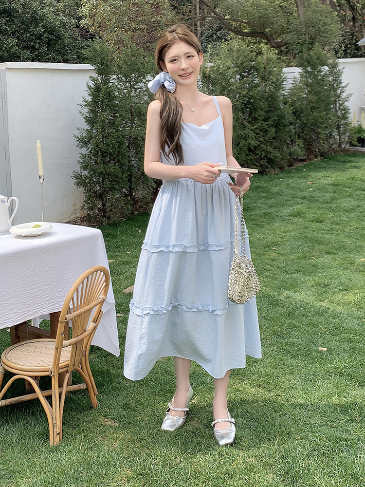 韩式海边度假蓝色吊带裙女2025年夏季新款百搭洋气休闲茶歇长裙潮,女装连衣裙,蝶眷