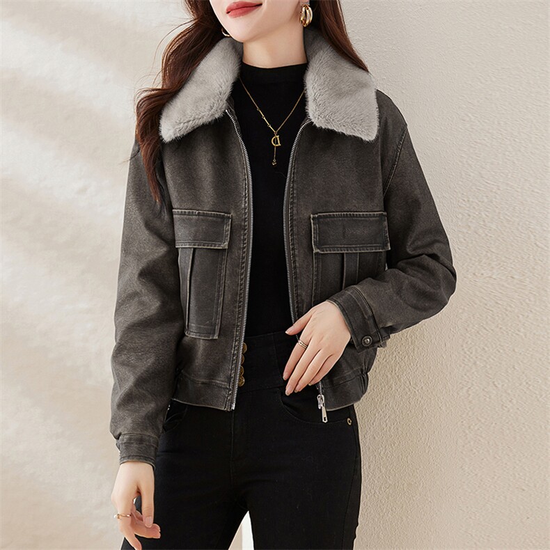 复古加绒皮衣外套女小个子短款2023冬装新款配毛领修身机车服夹克,女装皮衣,江南女神