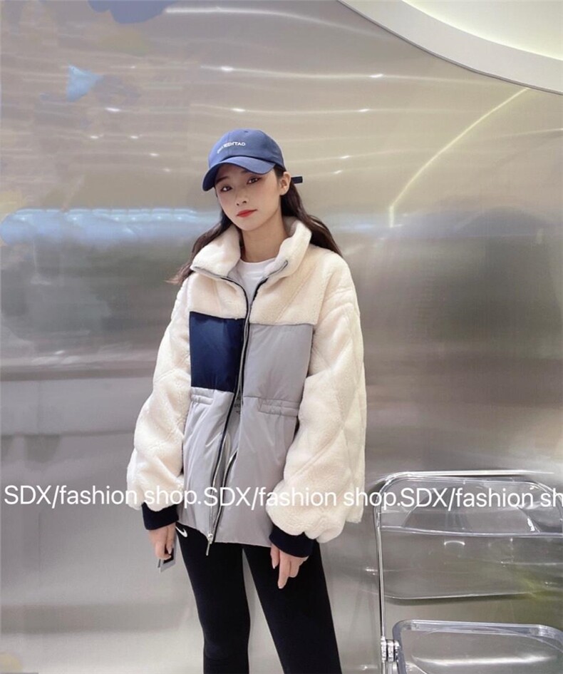 【现货】设计师款撞色拼接羽绒服，女装羽绒服，色调轩