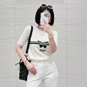 夏季女士时尚显瘦百搭提花蝴蝶短袖图片