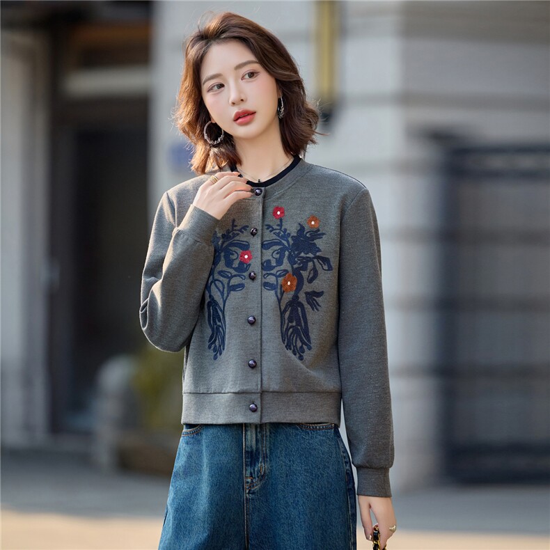 高级感花朵刺绣短款外套女2025秋季新款时尚减龄圆领卫衣开衫上衣,女装短外套,沁沁公主