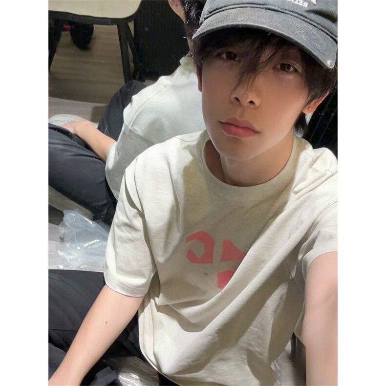 抖音得物210克现货宽松纯棉美式潮牌印花落肩袖纯棉T恤AT21142,男装T恤,电商A443