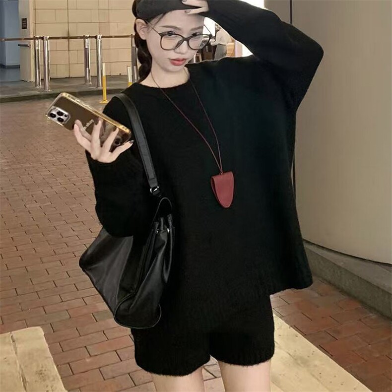 2025年秋季新款百搭女士慵懒风上衣短裤套装,针织衫/毛衣,萱芳婷羊绒