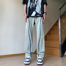 泥黄色