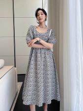 夏季新款碎花连衣裙，女装连衣裙，冰雪兒