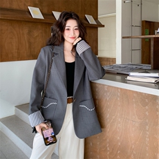 28081-7708-P145-K218春装新款灰色休闲百搭设计感西装外套，女装西装，2B081