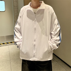 白色