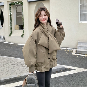 冬日韩系宽松羽绒服配围巾女2026新款设计感小个子大口袋保暖外套图片