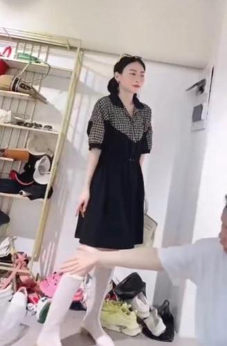 ZCL613欧洲站2021夏季新款欧货洋气拼接格子抽绳连衣裙,女装连衣裙,L·H·X