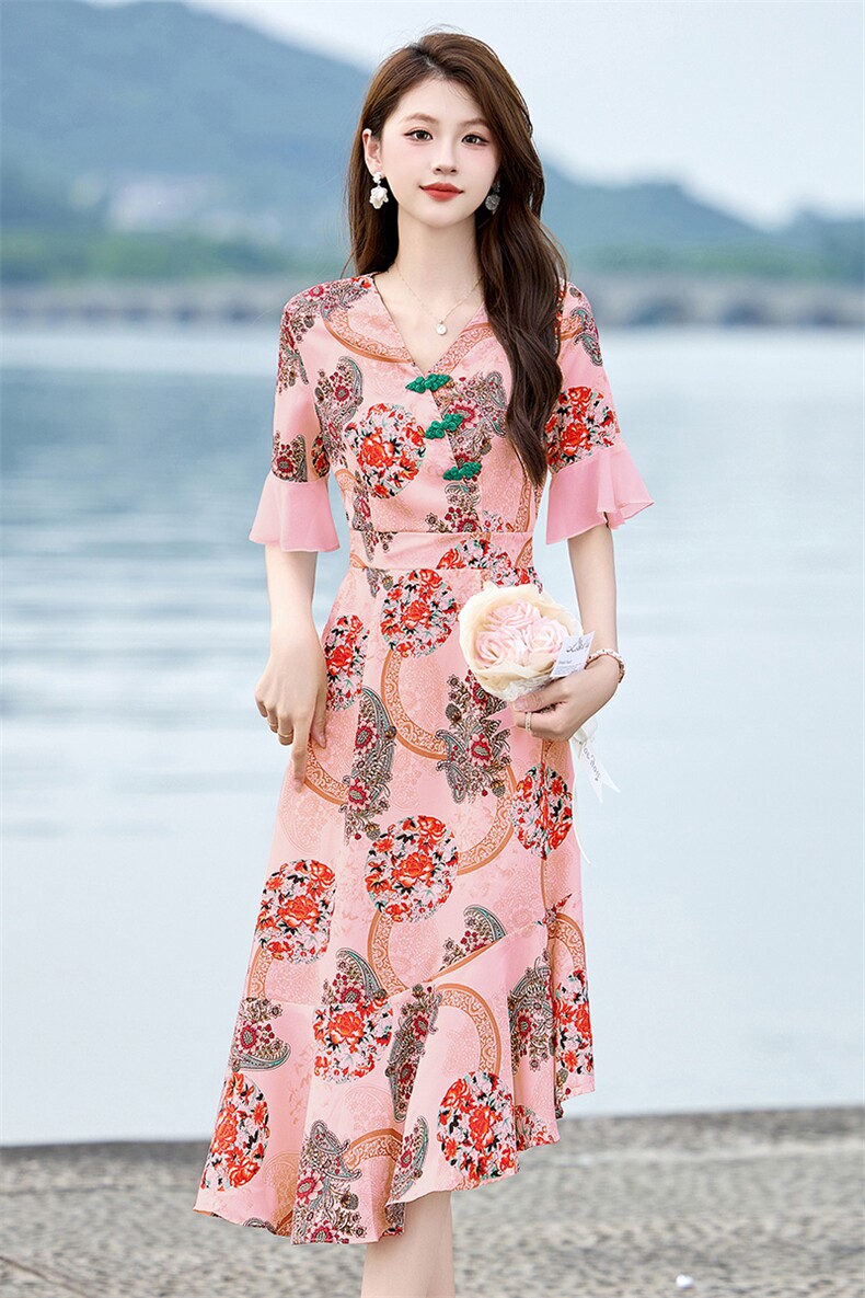 现货新中式连衣裙女2025新款夏收腰显瘦荷叶边气质鱼尾连衣裙,女装连衣裙,韩美纤衣