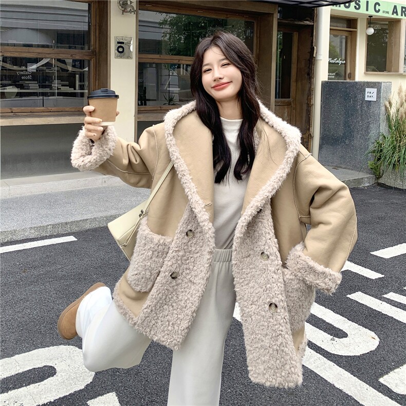 韩版减龄氛围感皮毛一体羊羔毛上衣女2025秋冬季新款显瘦百搭外套,女装短外套,2C261