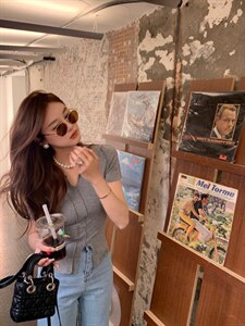 夏季新款个性短袖图片