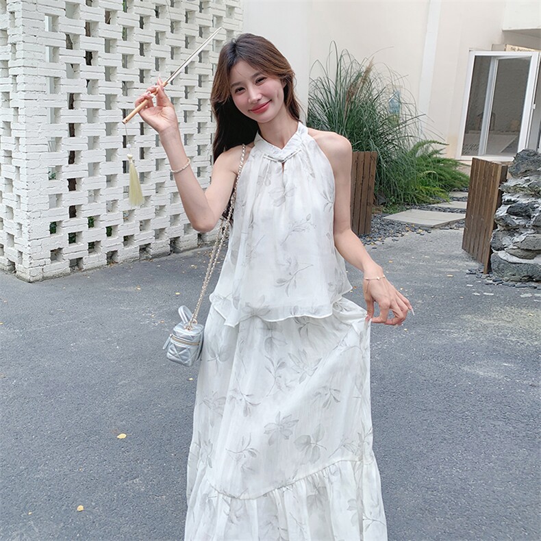 新中式国风白色挂脖背心半身裙女夏甜美小香风独特漂亮,女装连衣裙,诺蝶
