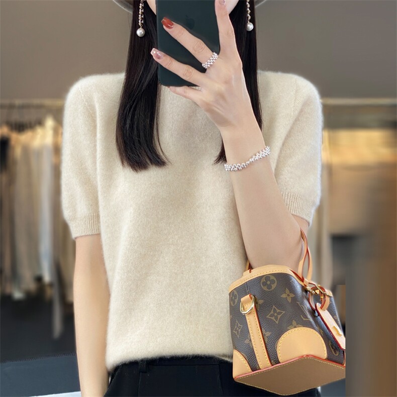 2025年秋季圆领常规套头单件短袖,女装羊毛衫,大美人高端店