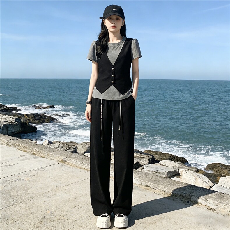 高级时尚休闲运动套装女夏新款圆领马甲假两件短袖上衣长裤两件套,女装套装/套裙,江南