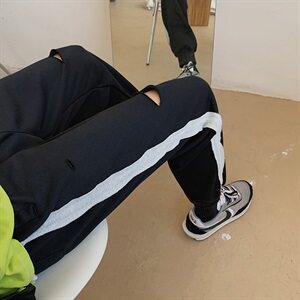 春季新品破洞休闲裤男女韩版长裤运动束脚裤子chic风T图片