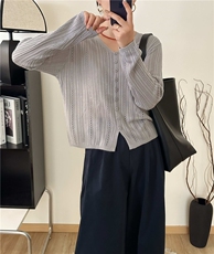 秋季新款纯色针织v领单排扣时尚百搭，女装针织衫/毛衣，臻纶羊绒