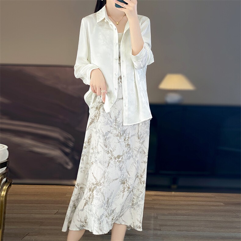 水墨画复古吊带连衣裙女2025年春夏新款气质方领无袖缎面印花长裙,女装连衣裙,佳绒高端店