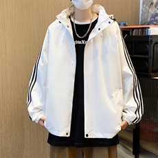 白色