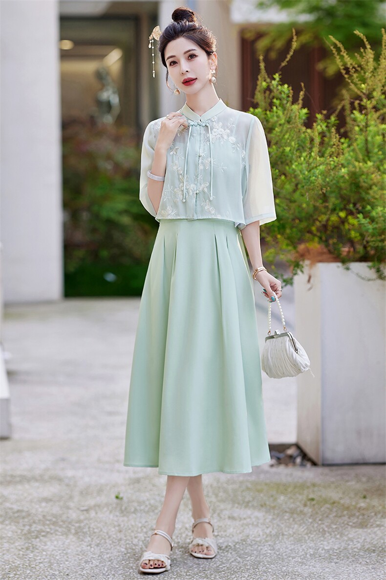 新中式国风吊带裙套装女2024夏季新款时尚高级感茶服连衣裙两件套,女装套装/套裙,芷墨服饰