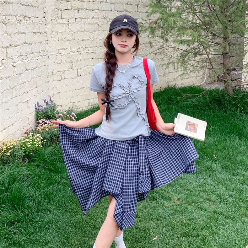 俏皮减龄休闲短袖T恤套装裙女夏新款显瘦学院风格子半身裙两件套,女装半身裙,2D014