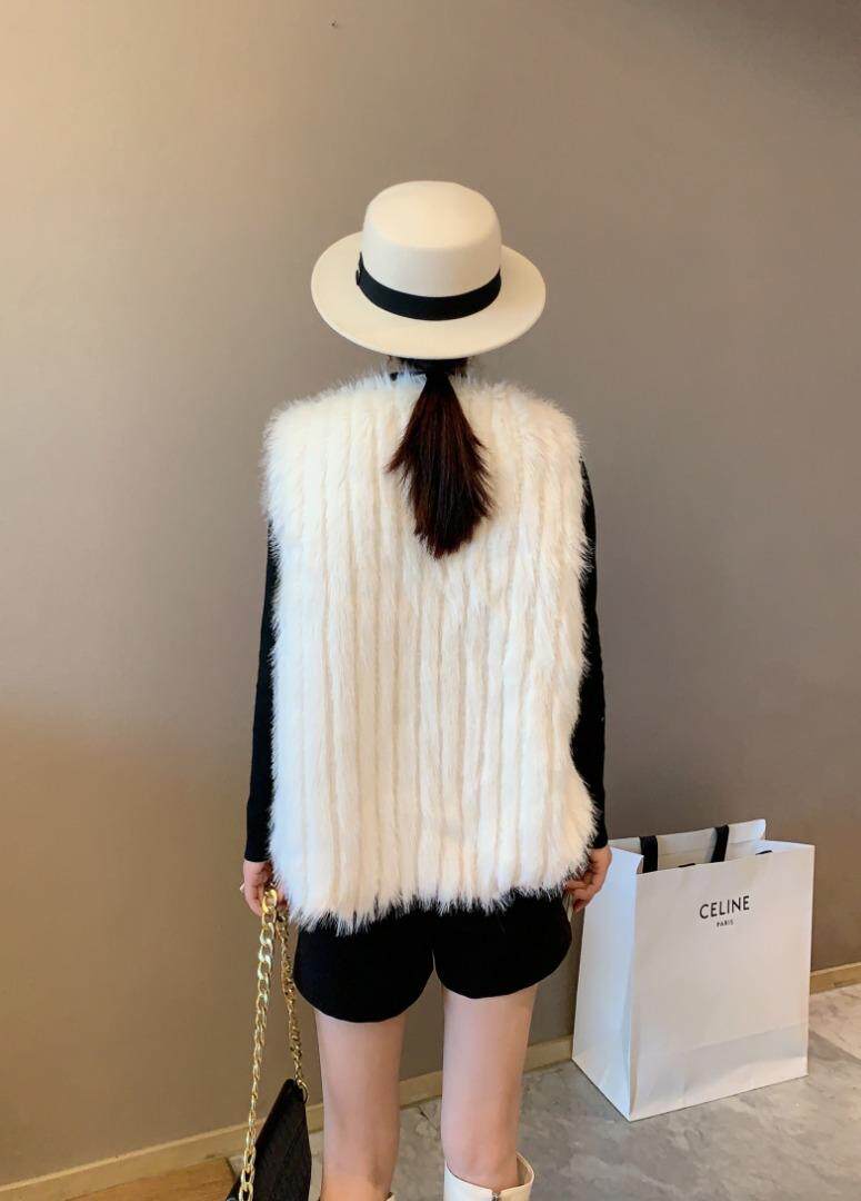 超逸世家4217冬季新款皮毛一体马甲，女装马甲，超逸世家