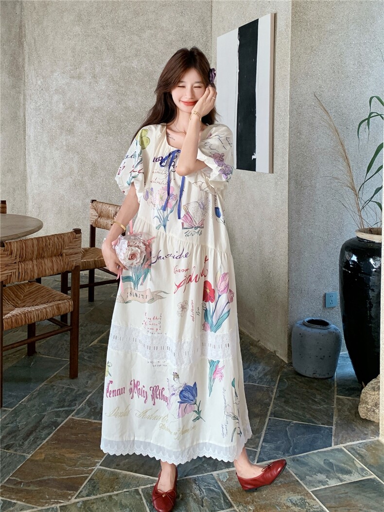 印花连衣裙女夏季2026新款韩系松弛感小众俏皮减龄涂鸦花卉中长裙,女装连衣裙,艾米莉亚