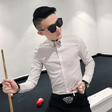 白色