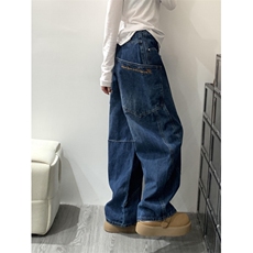 蓝色