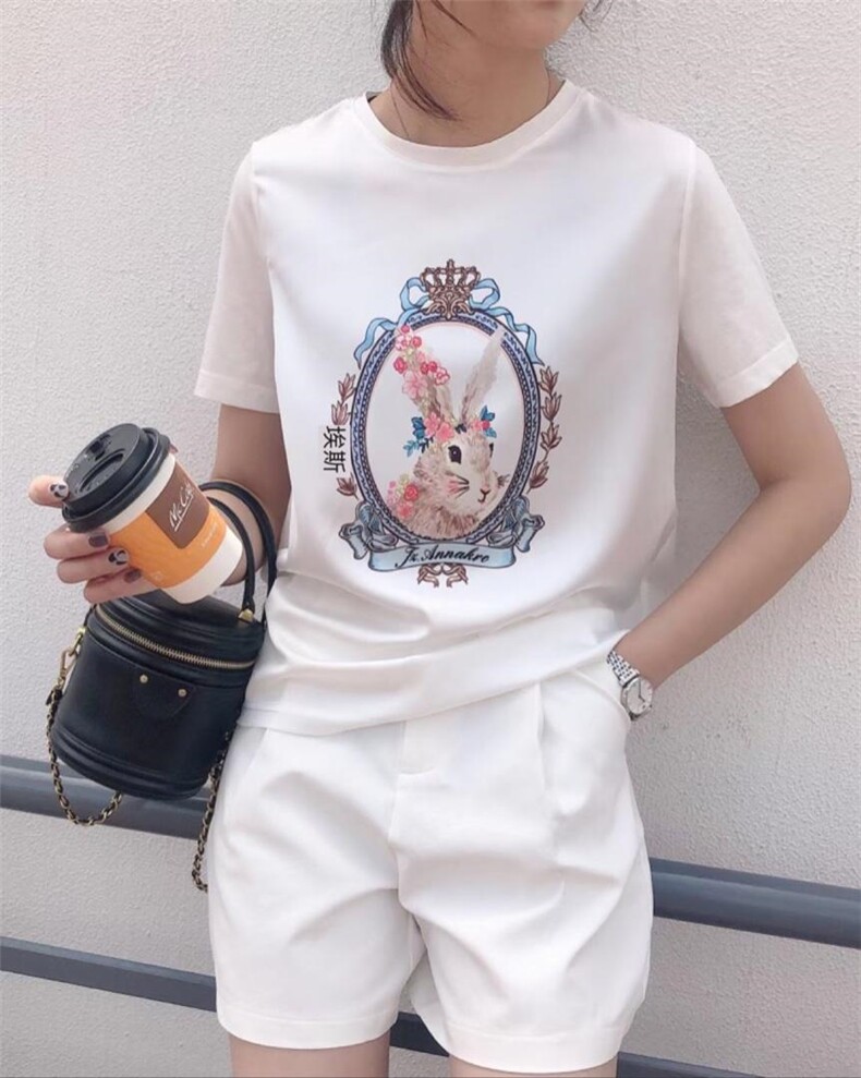 夏季新款高弹牛奶丝魔镜图案T，女装，格瑞琪