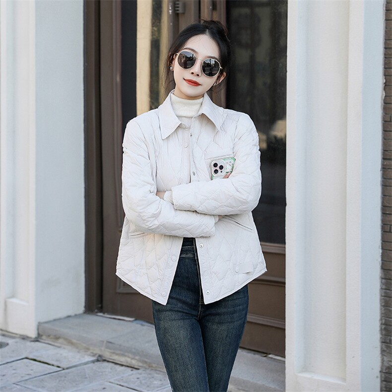 轻薄小香风菱形格衬衫翻领90白鸭绒羽绒服女2024冬短款小个子外套,女装羽绒服,曼娅璐