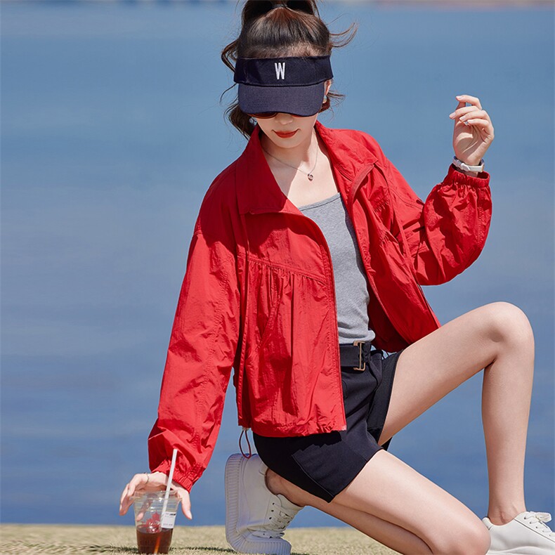 红色宽松防晒衣女2025新款夏季韩版潮流透气减龄小个子休闲短外套,女装防晒衣,靓衣阁
