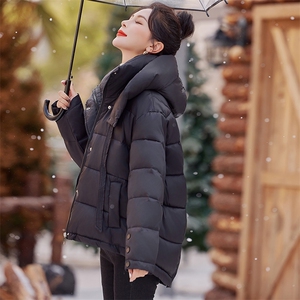 现货时尚气质棉服女新款冬季不可拆连帽韩版高级宽松加厚款外套女图片