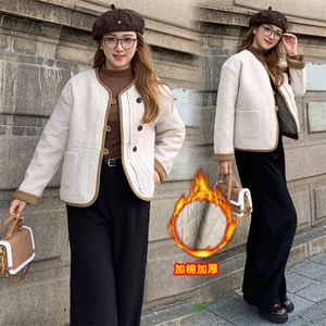 2024冬季新款原创设计长袖大口袋时尚小个子加棉短外套女图片