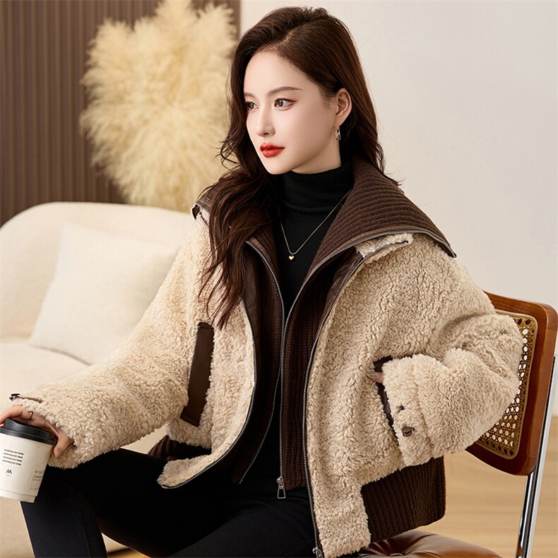 时尚羽绒服女2024冬装新款白鸭绒针织领拼接仿羊羔毛翻领假两件外套,女装羽绒服,衣之秀