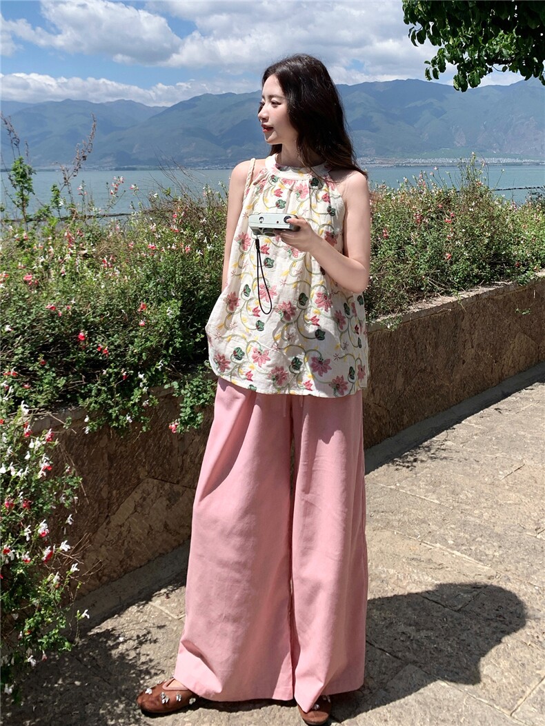 复古重工刺绣挂脖碎花背心阔腿裤两件套2026夏季新款超好看的套装,女装套装/套裙,流量+