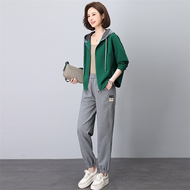 (现货)时尚休闲撞色连帽开衫减龄套装,女装套装/套裙,依恋蒂丝