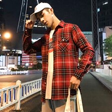 红色