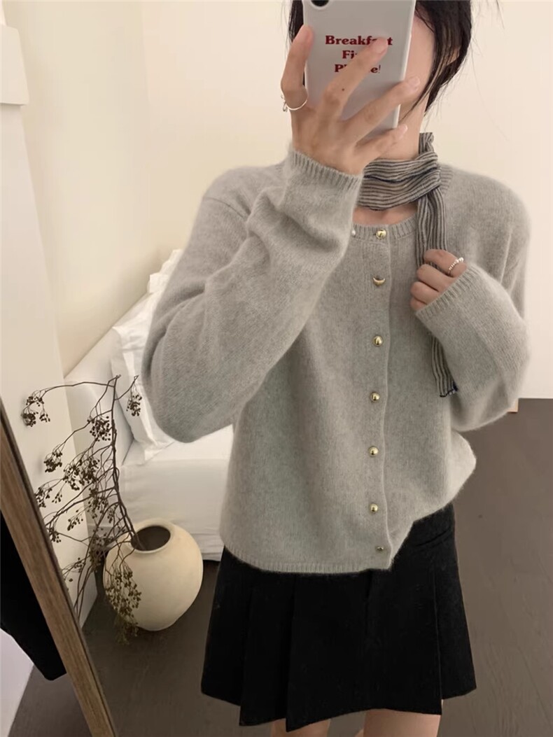 2025年秋季新款百搭女士圆领长袖系扣羊毛开衫，女装羊毛衫，胜智羊绒