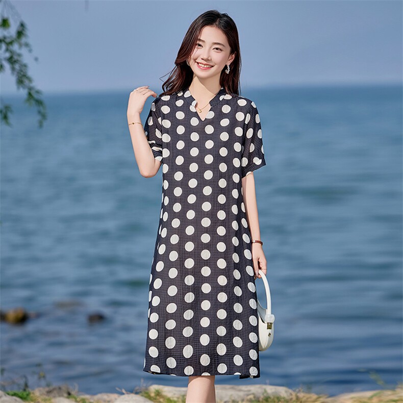 时尚波点印花连衣裙女2025夏季新款中年妈妈宽松大码休闲洋气裙子,女装连衣裙,文熹诺