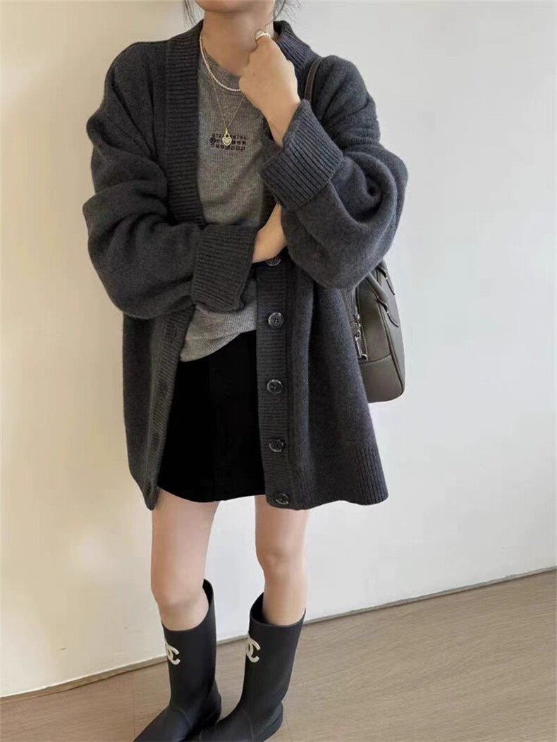 秋季新款舒适显瘦时尚百搭五扣无兜开衫外套，女装羊毛衫，恒恩羊绒