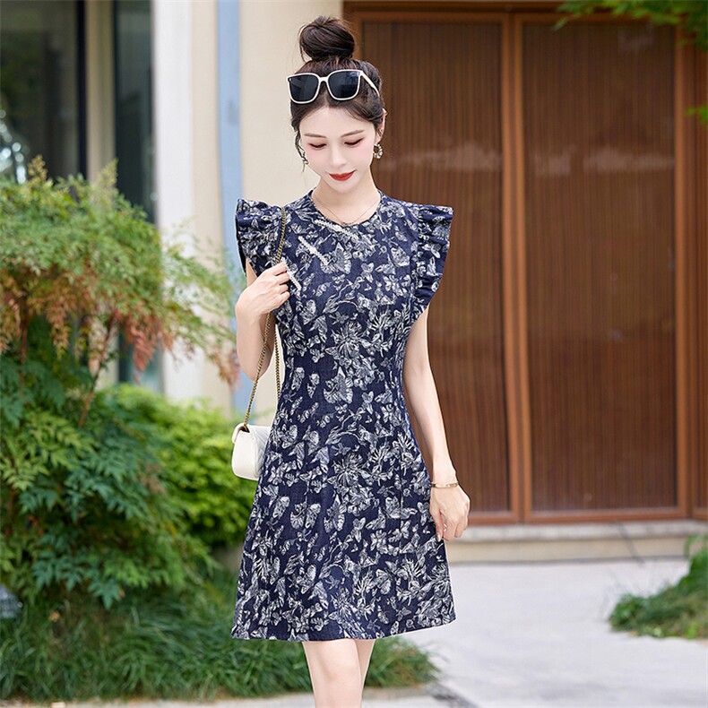 新中式盘扣碎花连衣裙女2025夏季新款小飞袖收腰显瘦旗袍包臀短裙,女装连衣裙,布芭啦