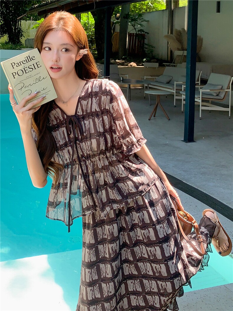 时尚休闲格纹显瘦系带上衣木耳边半裙超仙两件套女,女装套装/套裙,水衣源
