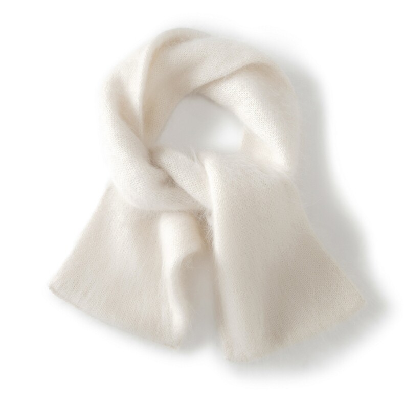 2025舒适百搭秋季新款软糯舒适拉绒穿孔围巾，围巾，英皇羊绒